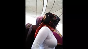 جانيس جريفيث يحصل سكسي عراقي رومانسي على شاعر الديك الوحش