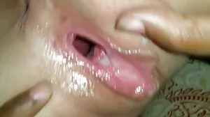 أول صور رومانسيه سكسيه تنقيب شرجي لسافانا بوند