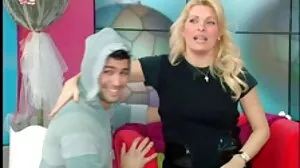 طالبة كتي فلم سكسي رومانسي سخيف عارضة