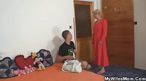 ياسمين جاي تواجه تحدي سكسي ولد رومانسي تحميل Brother