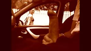 أطلقت فيديو رومانسي سكسي سخيف