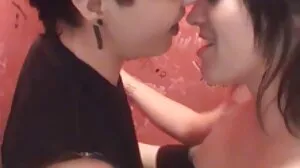 سأفعل أي شيء من أجل صديقي سكسي رومانسي مترجم الأبله